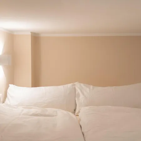 Cls Moderne City-wohnung In Altstadtinsel, Gratis Wlan, Smart Tv, Waschmaschine, Nespresso Maschine & Kapseln Inklusive, In In Direkter Umgebung Restaurants, Supermarkt, Bushaltestelle, Parkhaus, Bahnhof, Hansemuseum, Huexstrasse, Naehe Uksh 뤼베크