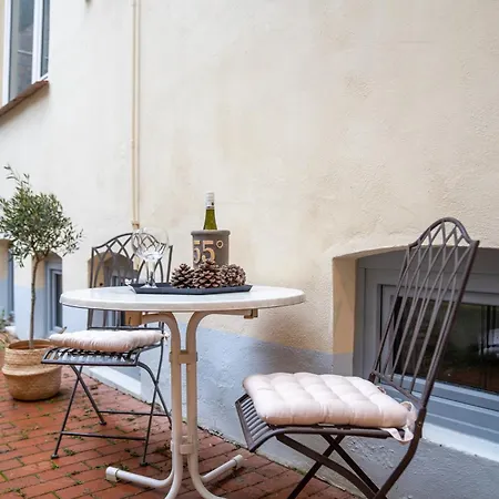 Cls Moderne City-wohnung In Altstadtinsel Alles In In Direkter Umgebung Restaurants, Supermarkt, Bushaltestelle, Parkhaus, Bahnhof, Hansemuseum, Huexstrasse, Naehe Uksh Und Draeger