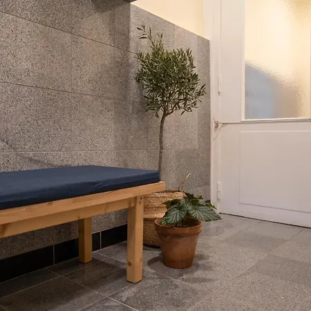 Cls Moderne City-wohnung In Altstadtinsel, Gratis Wlan, Smart Tv, Waschmaschine, Nespresso Maschine & Kapseln Inklusive, In In Direkter Umgebung Restaurants, Supermarkt, Bushaltestelle, Parkhaus, Bahnhof, Hansemuseum, Huexstrasse, Naehe Uksh *
